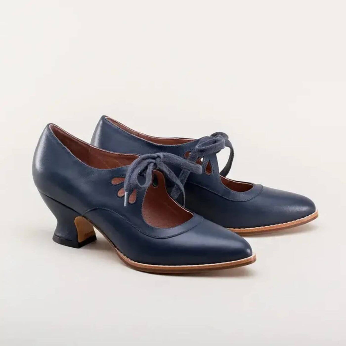 Carina™ – Premium Ortopediska Skor