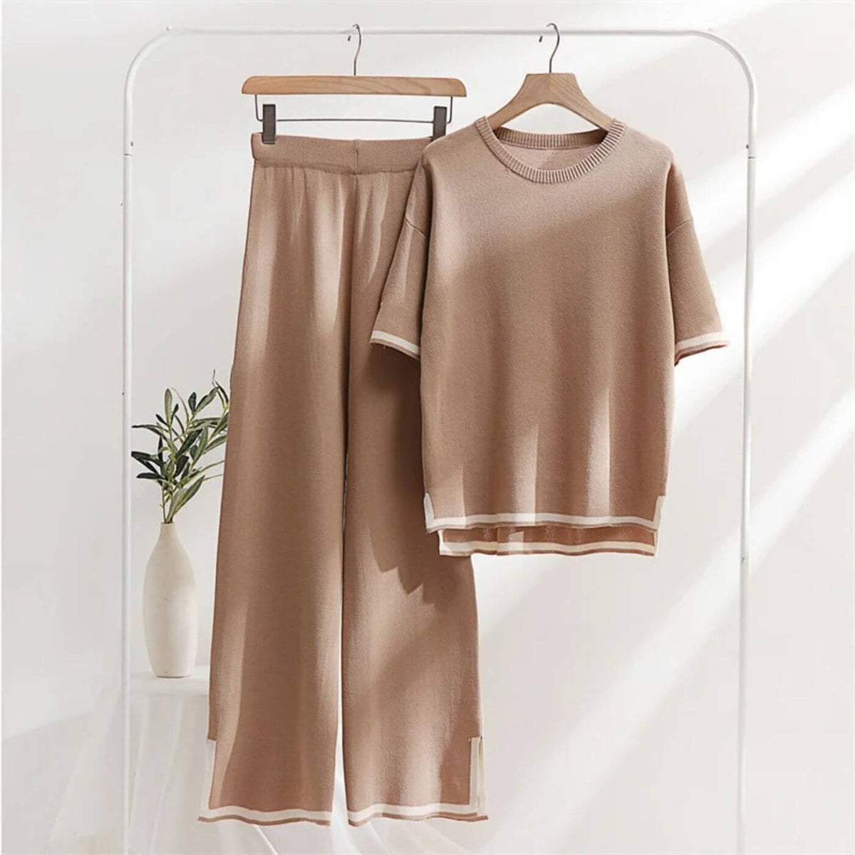 Tyra - Elegant 2-Delat Capri-Set